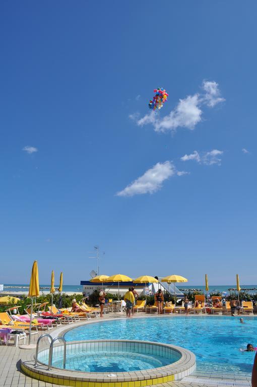 Hotel David Cesenatico Exterior foto